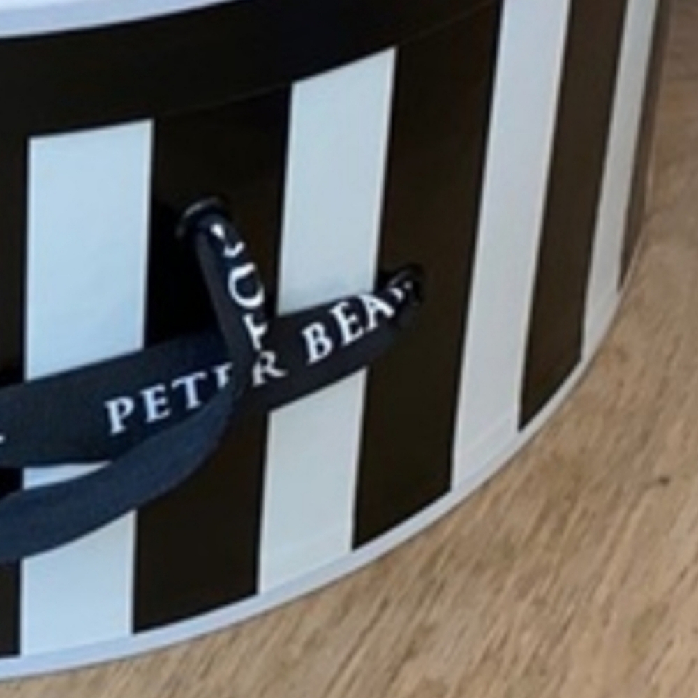 ❗Peter Beaton Classic Black White Stripe Hat Box❗ - Picture 2 of 3